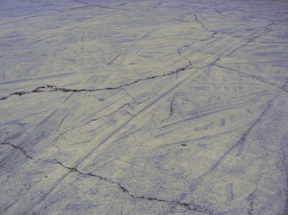 店舗・スーパーマーケットの床をリニューアル