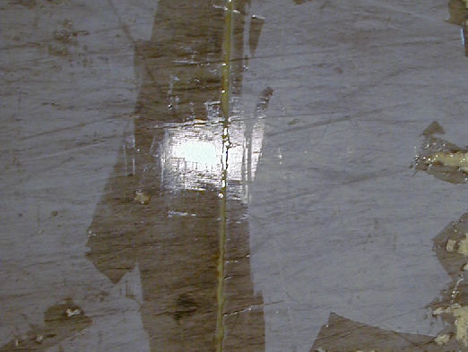 コンクリート床の目地を埋める