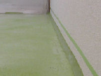 製本工場の床を工事 修繕 補修